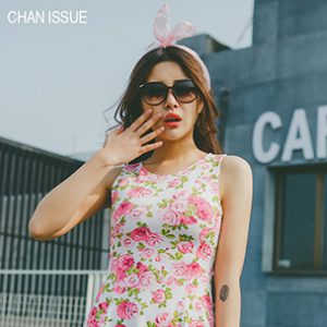 CHAN ISSUE patterned day look